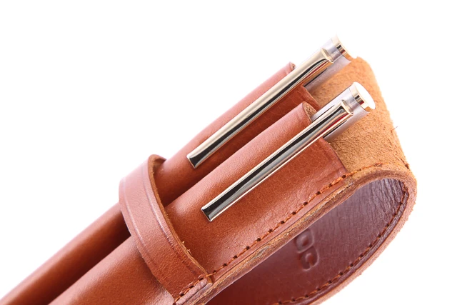Etui skórzane na pióra, długopisy vintage VOOC Vintage P17.