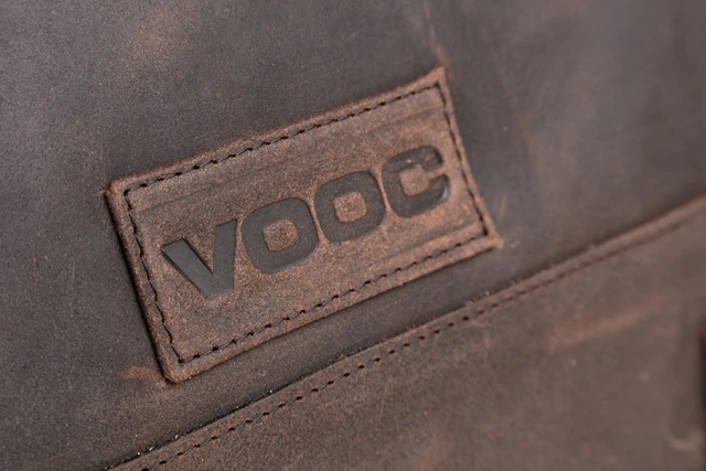 Torba skórzana na laptopa 15,6” na ramię i do ręki z uchwytem VOOC URBAN RDW12