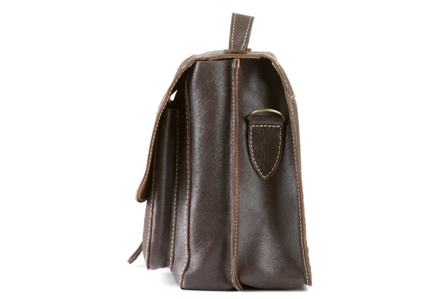 Torba skórzana z paskiem VOOC TC1. Casualowa torba na ramię z uchwytem do ręki. Torba przeznaczona do codziennego casualowego stroju, a dzięki klasycznej formie spełni funkcję torby biznesowej.