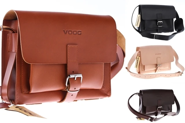 Listonoszka skórzana VOOC Vintage P32. Uniwersalna damska torebka na ramię. Dzięki swojemu designowi sprawdzi się w codziennej stylizacji, jak i na oficjalnych spotkaniach. 