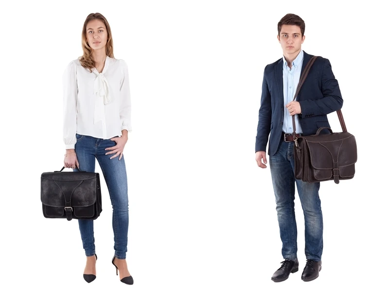 Torba skórzana z paskiem VOOC TC1. Casualowa torba na ramię z uchwytem do ręki. Torba przeznaczona do codziennego casualowego stroju, a dzięki klasycznej formie spełni funkcję torby biznesowej.