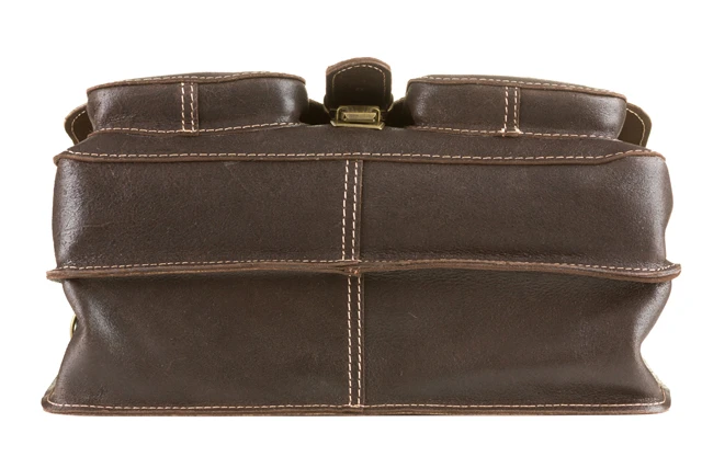 Torba skórzana z paskiem VOOC TC1. Casualowa torba na ramię z uchwytem do ręki. Torba przeznaczona do codziennego casualowego stroju, a dzięki klasycznej formie spełni funkcję torby biznesowej.