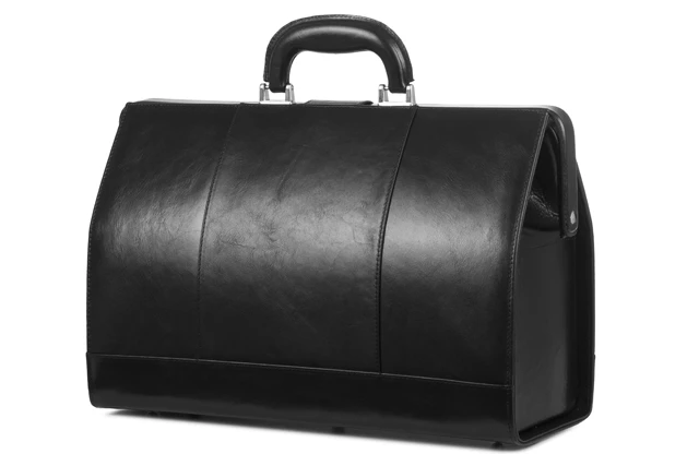 Skórzana torba lekarska VOOC Prestige PK5, elegancka, przestronna, zamykana na bigiel.