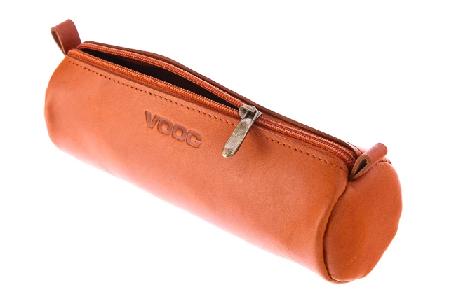 Duży okrągły skórzany piórnik VOOC Vintage P35.