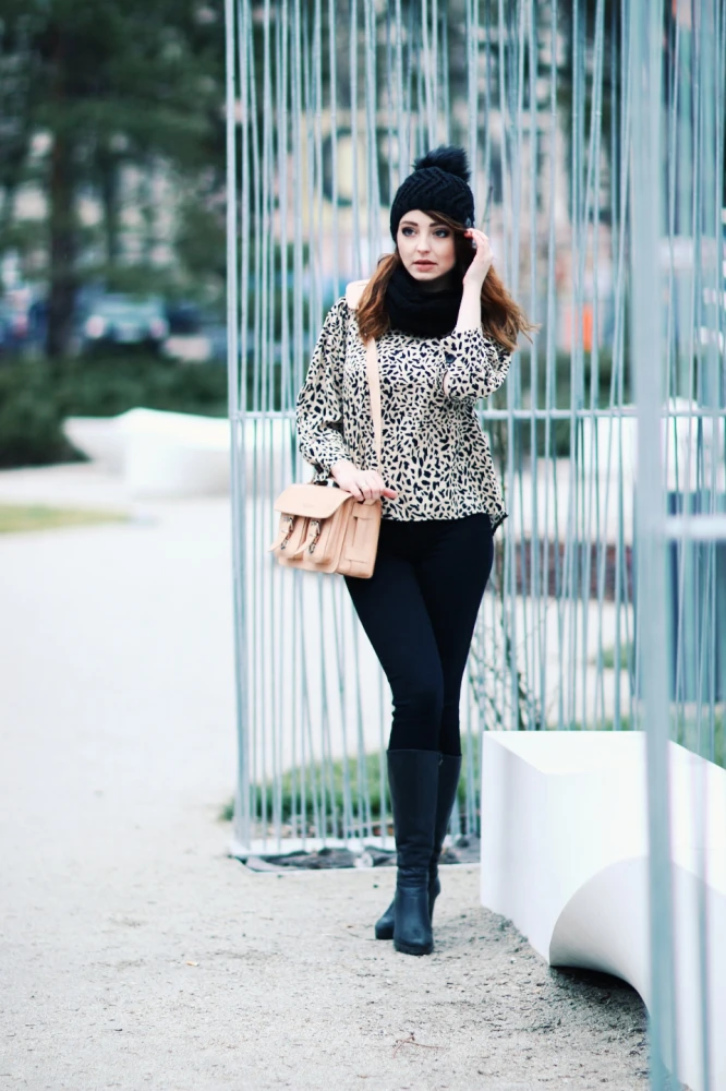 Stylowy-kuferek-skorzany-torebka-na-ramie-listonoszka-vintage