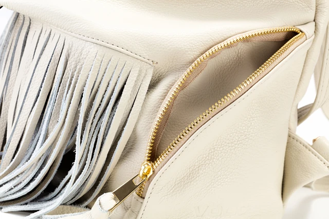 Ekskluzywny-wygodny-plecak-torebka-damska-ze-skory- naturalnej -Boho-VOOC-kremowy-cream