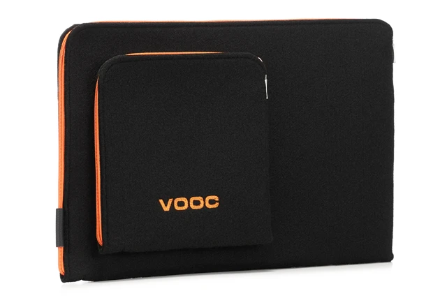 Pokrowiec na laptopa 15,6" z czarnego filcu VOOC EPD1 Black