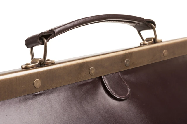 Duża torba ze skóry kufer lekarski VOOC Prestige PK6, zamknięcie biglowe